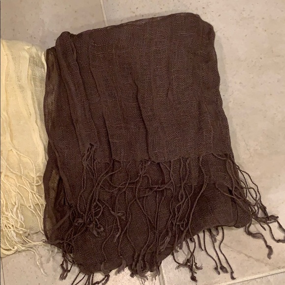 Linen Scarves - Picture 4 of 4
